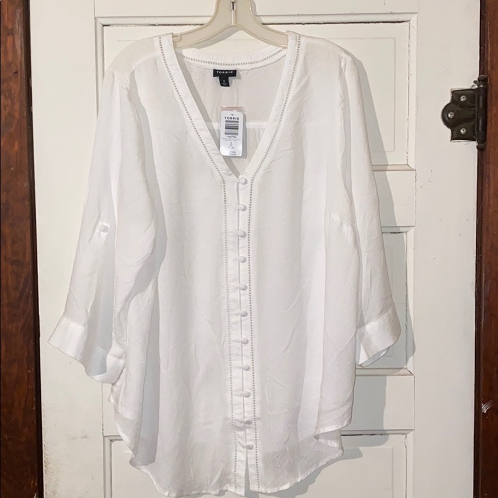 NWT Torrid button down blouse